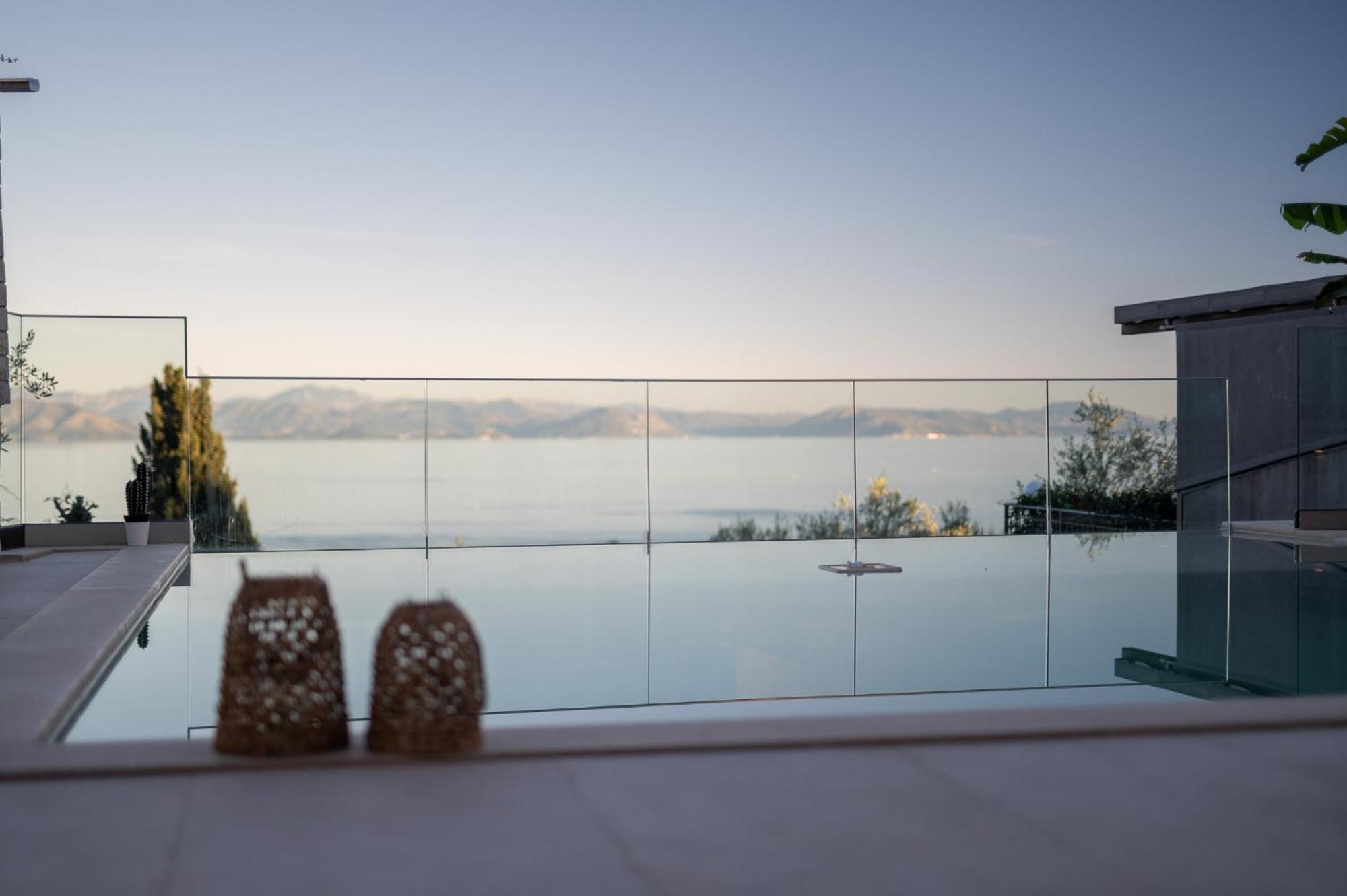 Achillion Luxury Corfu Villa & Suites 帕拉马 外观 照片